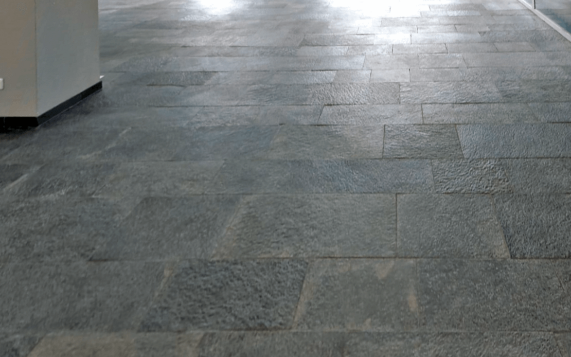 Luebeck nachher Treppenbild