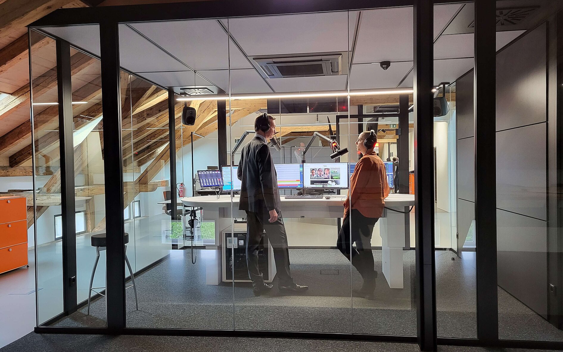 Lithofin beim Radio - Ton-Aufnahme